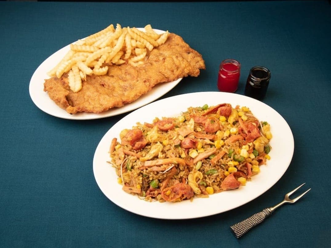 Combo-Arroz Antioqueño con Chuleta y Papas