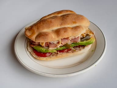 Torta Grande de Jamón de Pavo con Huevo