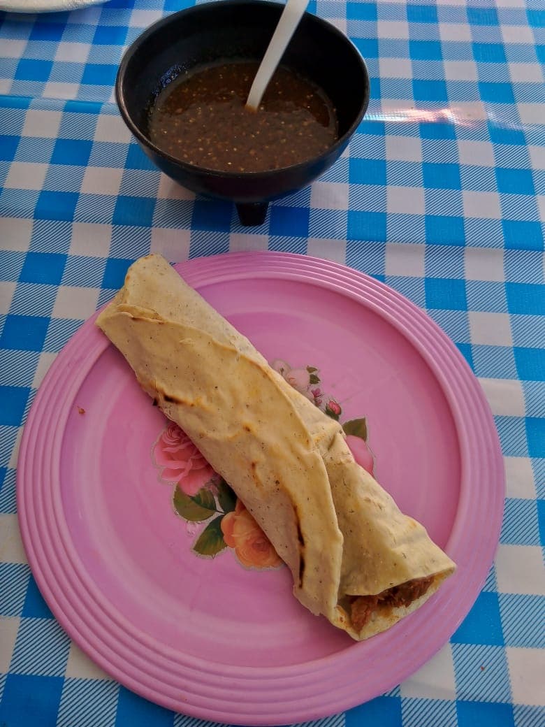 Taco de Nopal con Quesillo