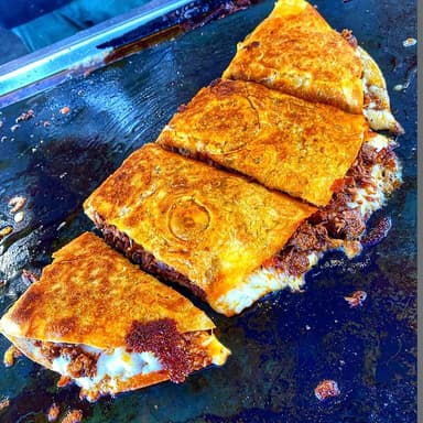 Super Mega Quesabirria 🥇