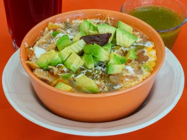 Sopa Azteca + Agua Fresca del Día