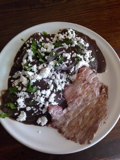 Enfrijoladas