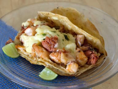 Taco de Pulpo con Queso