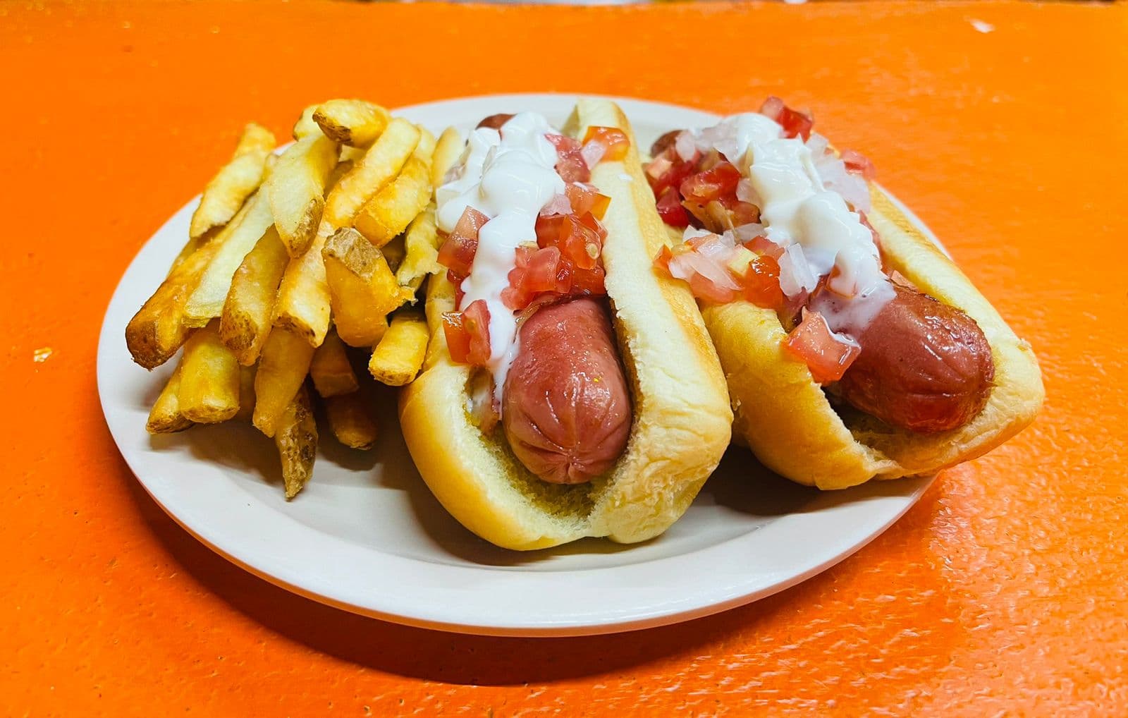 Hot Dog Clásico con Papas