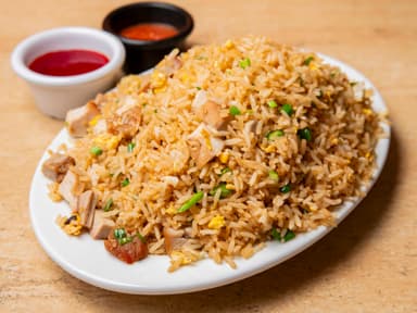 Arroz Chaufa con Chancho Asado