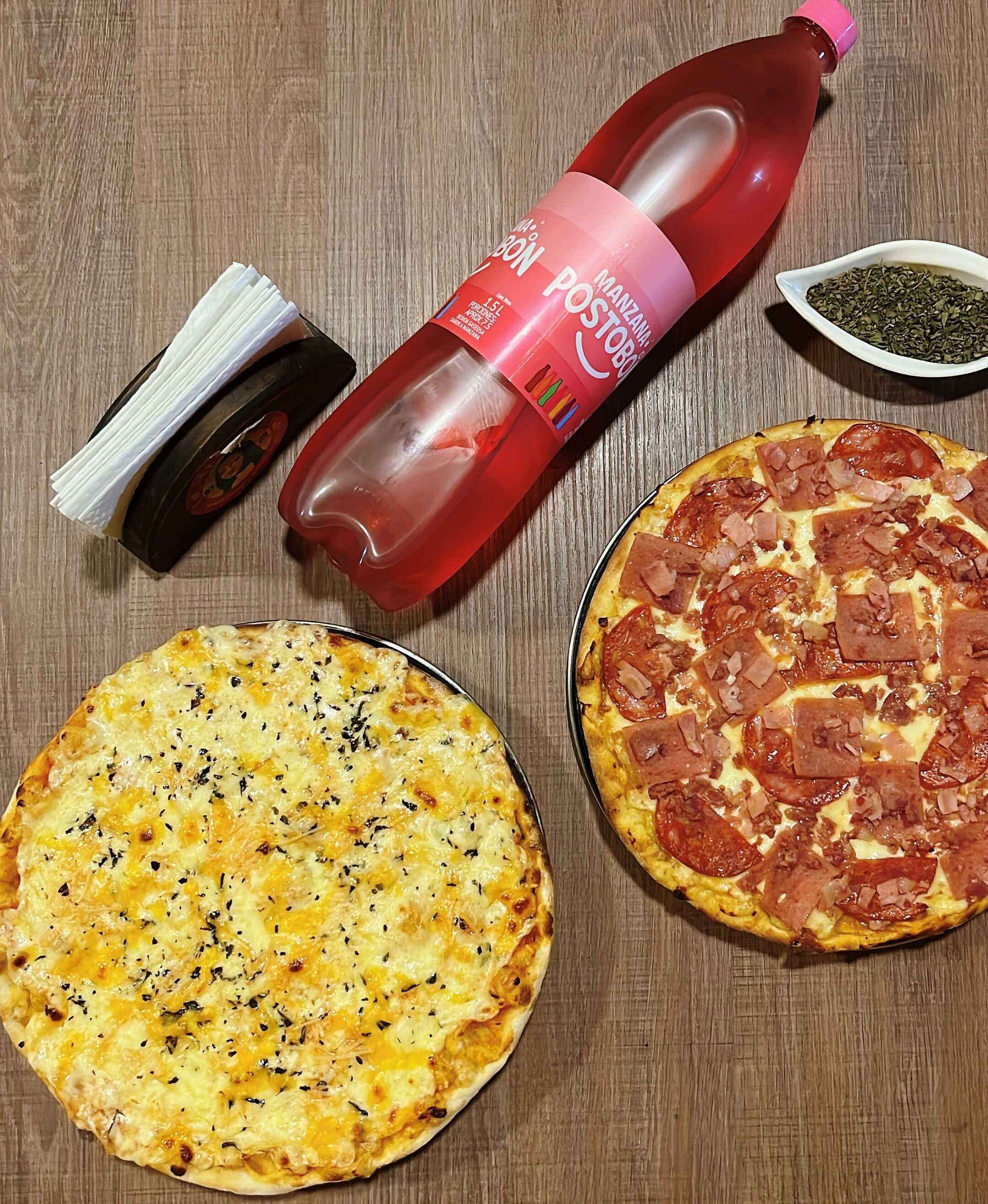 Combo-Promo 2 Pizzas Personales + Bebida 1.5 Lt