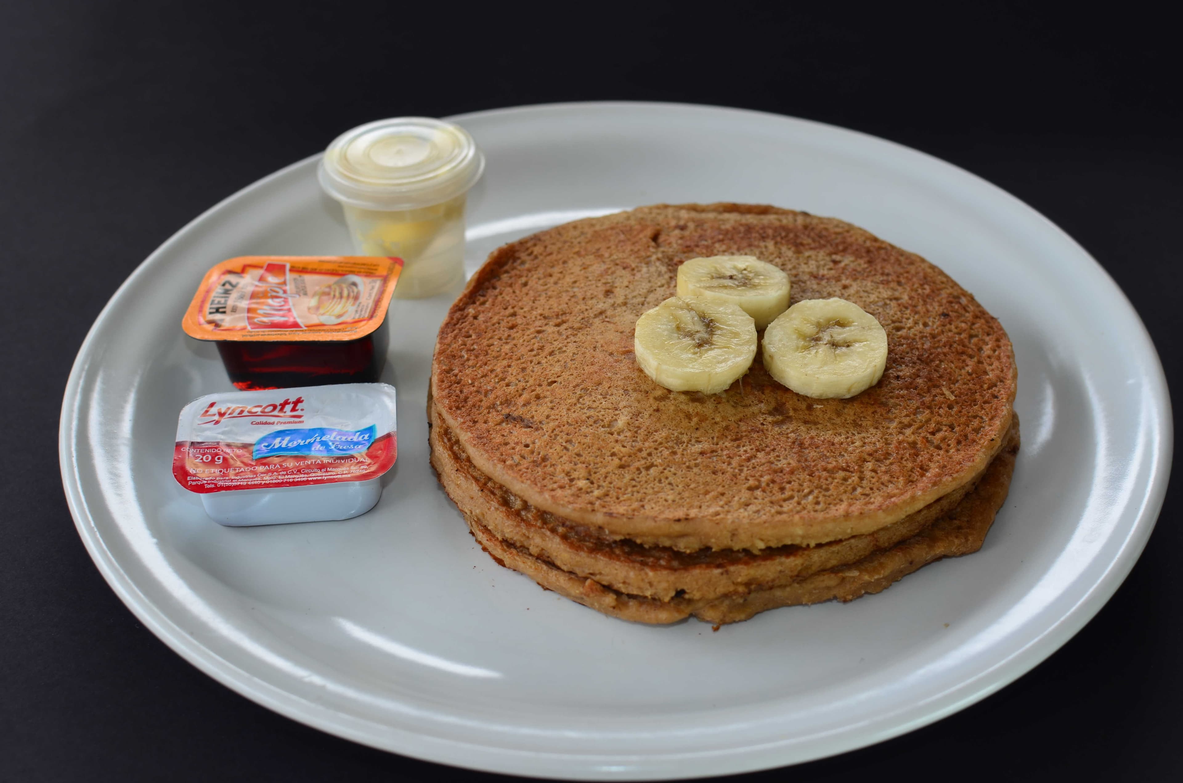 Hot Cakes de Avena con Plátano 3 pzas