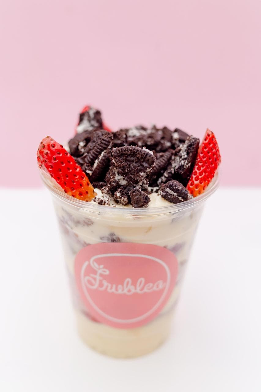 Fresas con Crema y Oreo