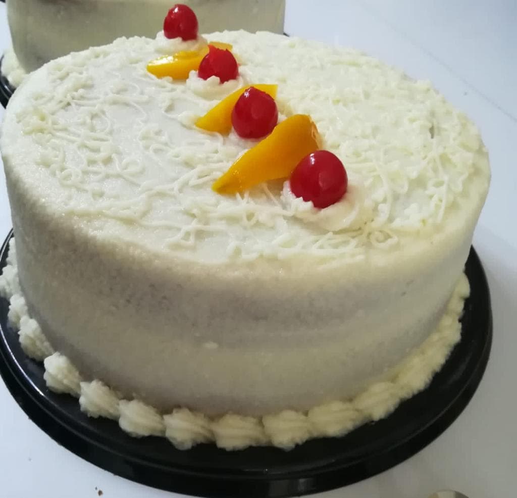 Pastel casero pan de vainilla (20-25 personas)