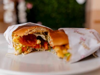 Torta de Pepperoni con Queso Manchego