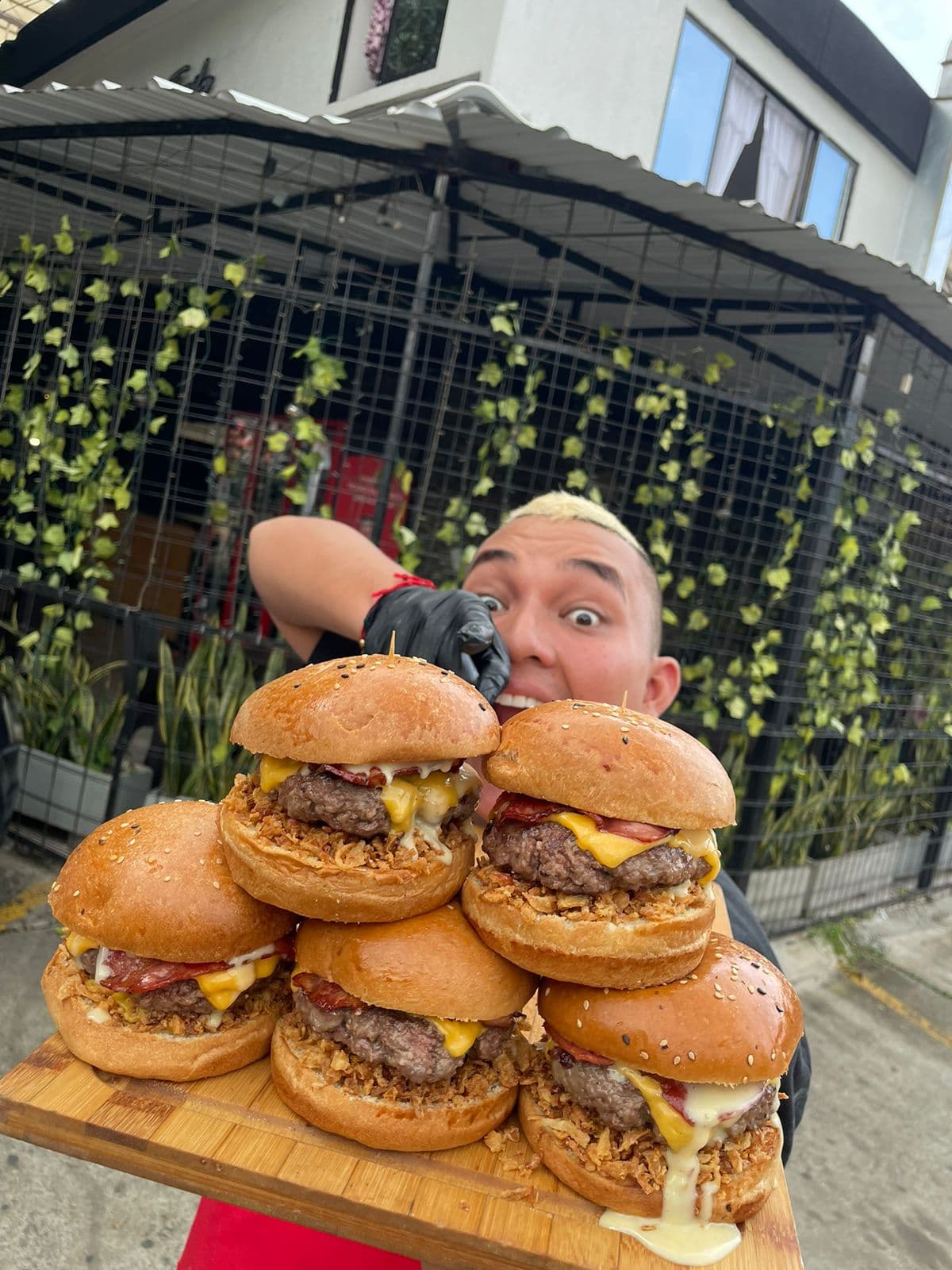 BURGER RELÁMPAGO 🍔⚡