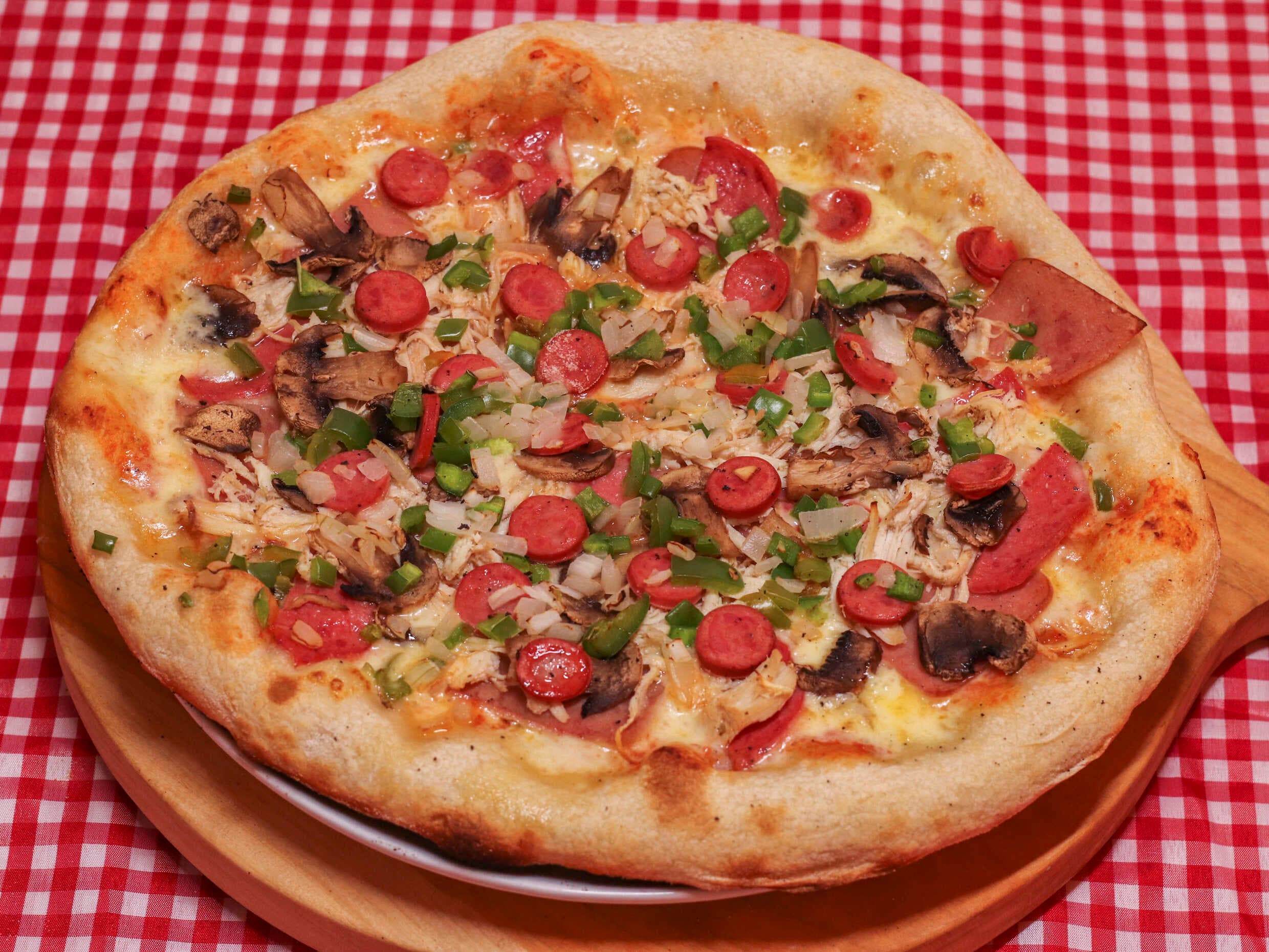 Pizza Caprichosa