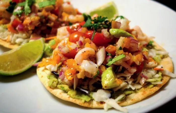 TOSTADA DE CEVICHE DE CAMARÓN