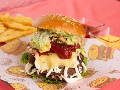 Hamburguesa Kingstar jumbo con papas