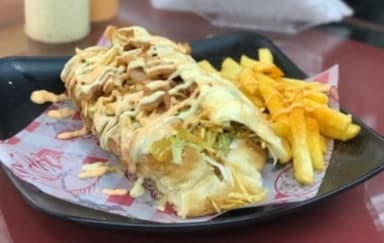 Combo Perro Garoso  (Papas y Gaseosa)