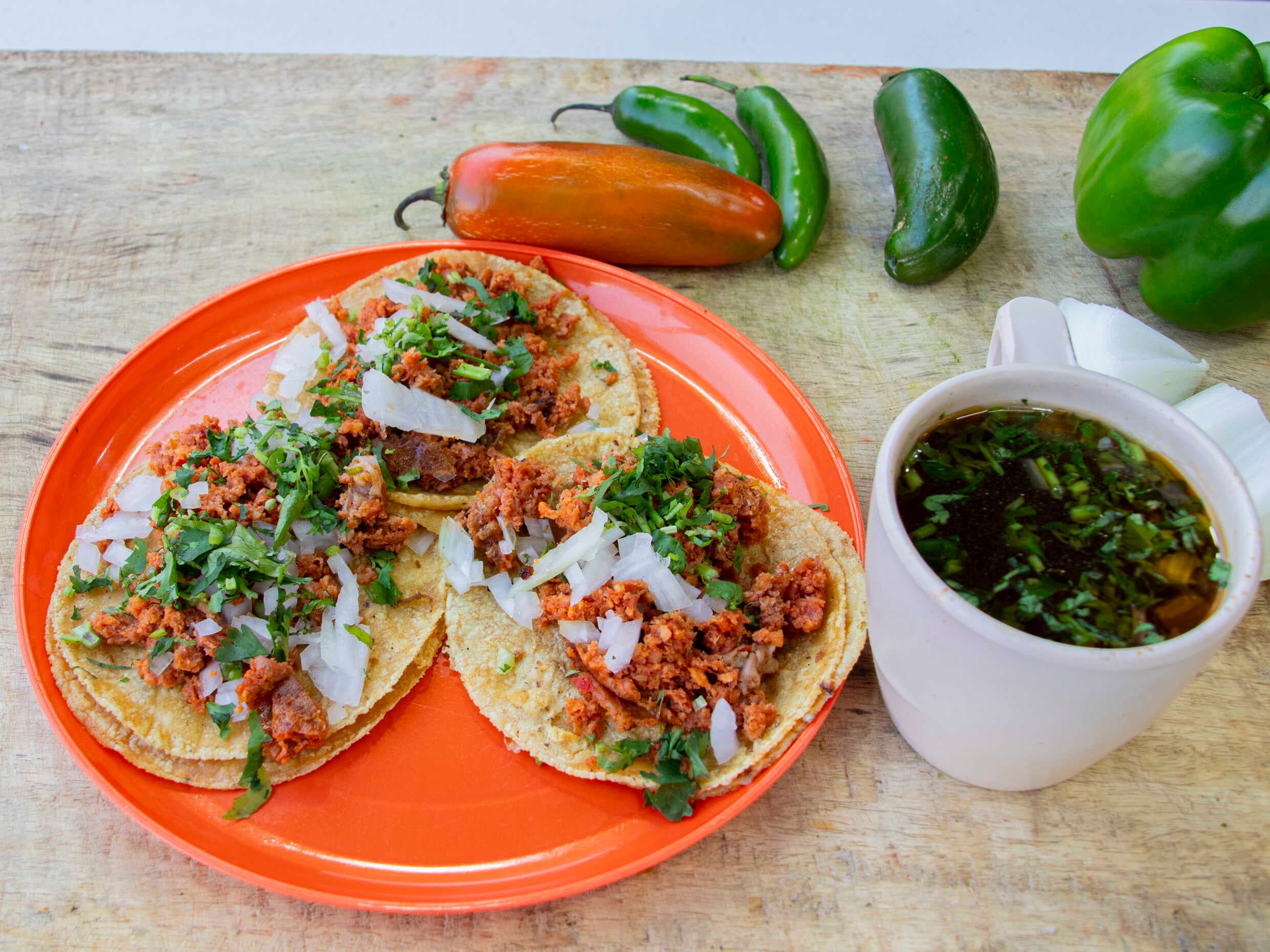 Combo 5 Longaniza y Consomé