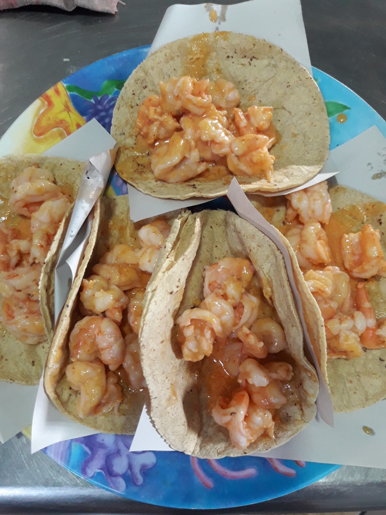 Taco de camarón chipotle