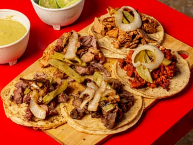 TACO MAMALON DE CHORIZO