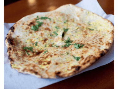 Cuantro Queso Naan