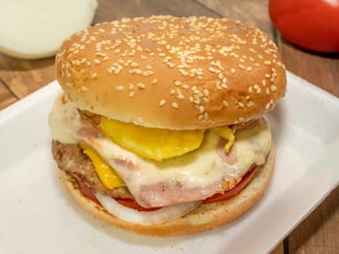 Hamburguesa Hawaiana