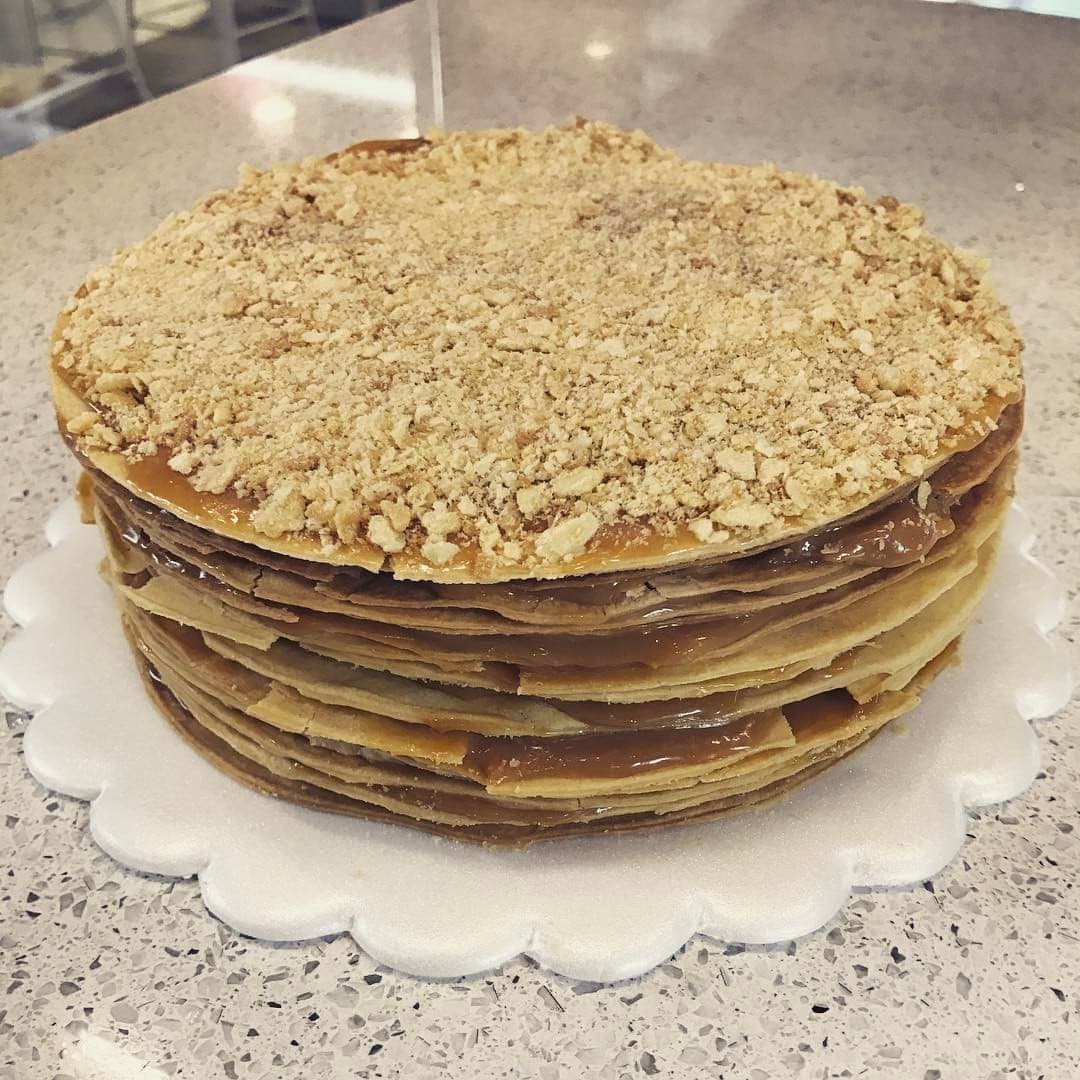 Porción de Mil Hojas Torta Chilena