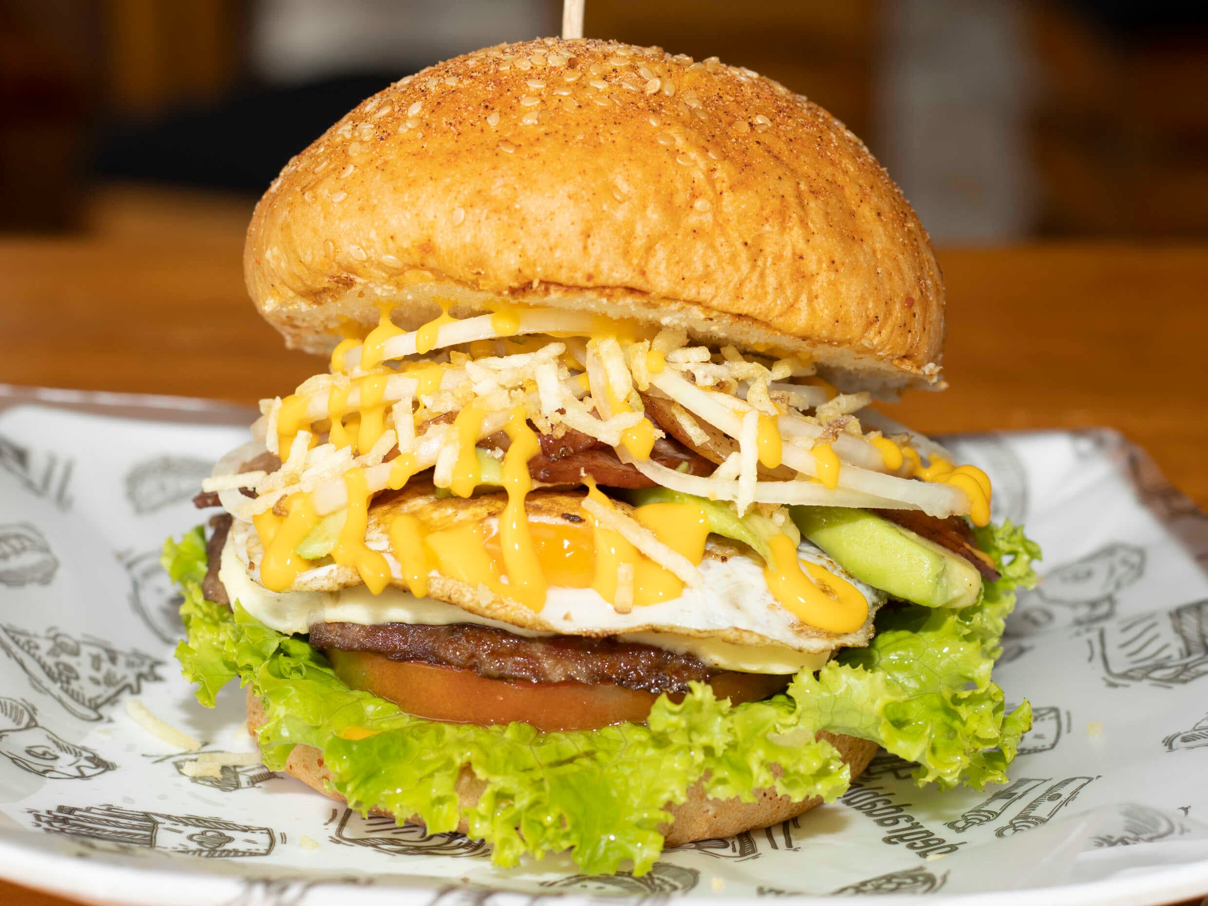 Combo Hamburguesa Callejera + Papas + Bebida