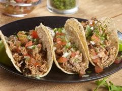 Tacos de res desmechada