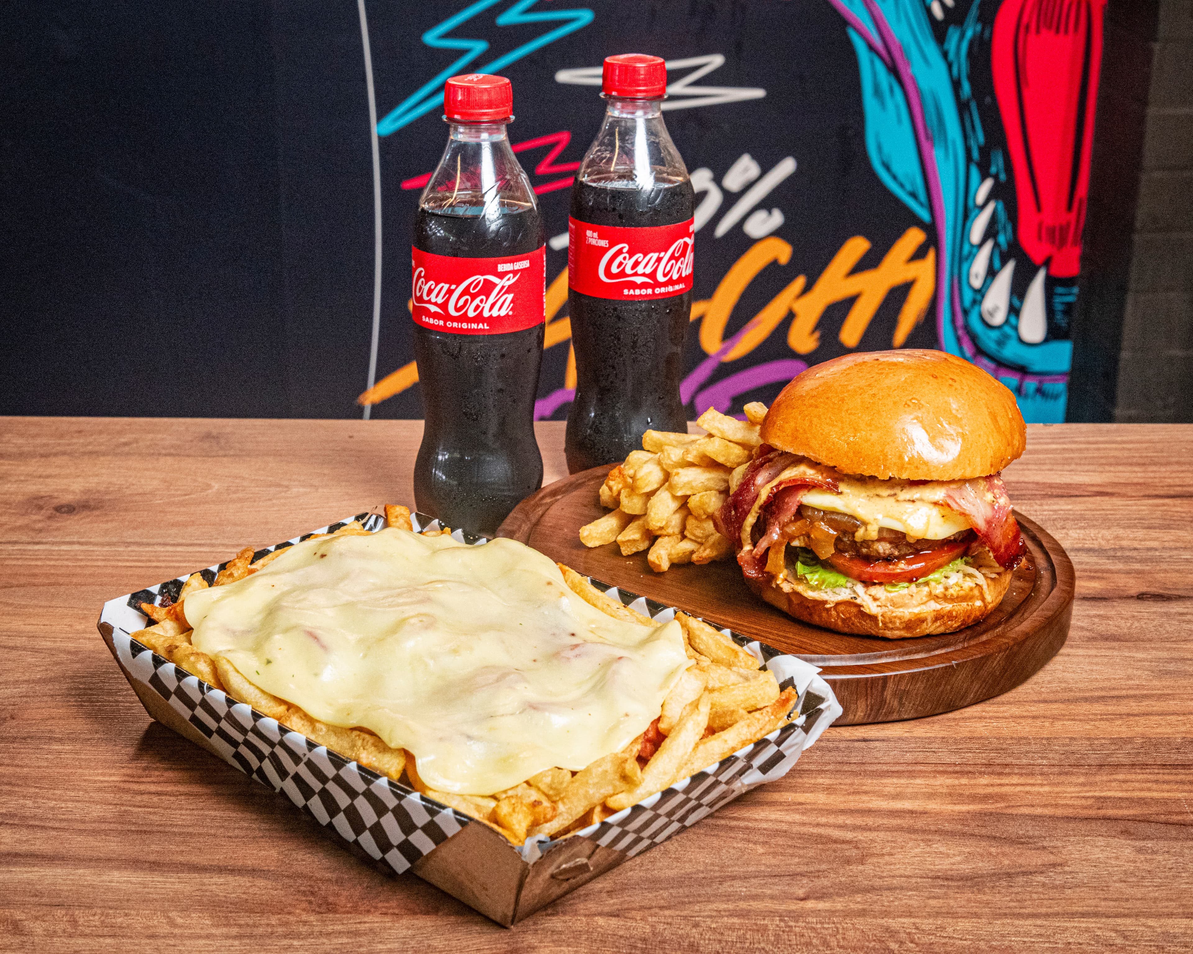 Combo Super Callejera + Salchiqueso + 2 Coca Colas
