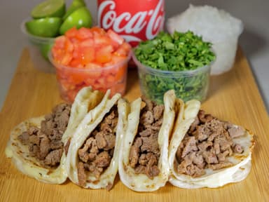 Taquesos de Bistec Harina (4 Pzas).