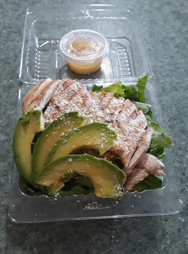 Ensalada Cesar con Pollo.
