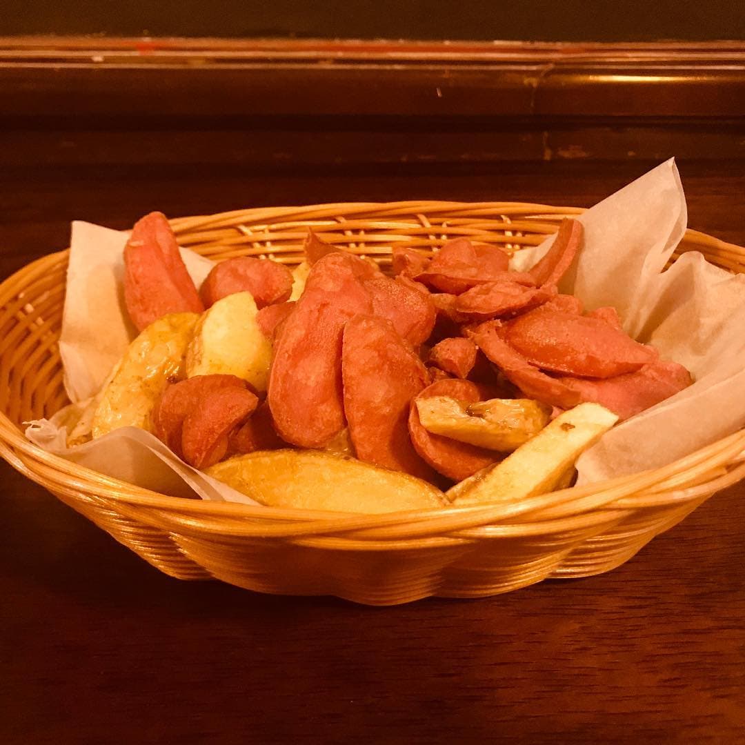 Salchipapa Mixta