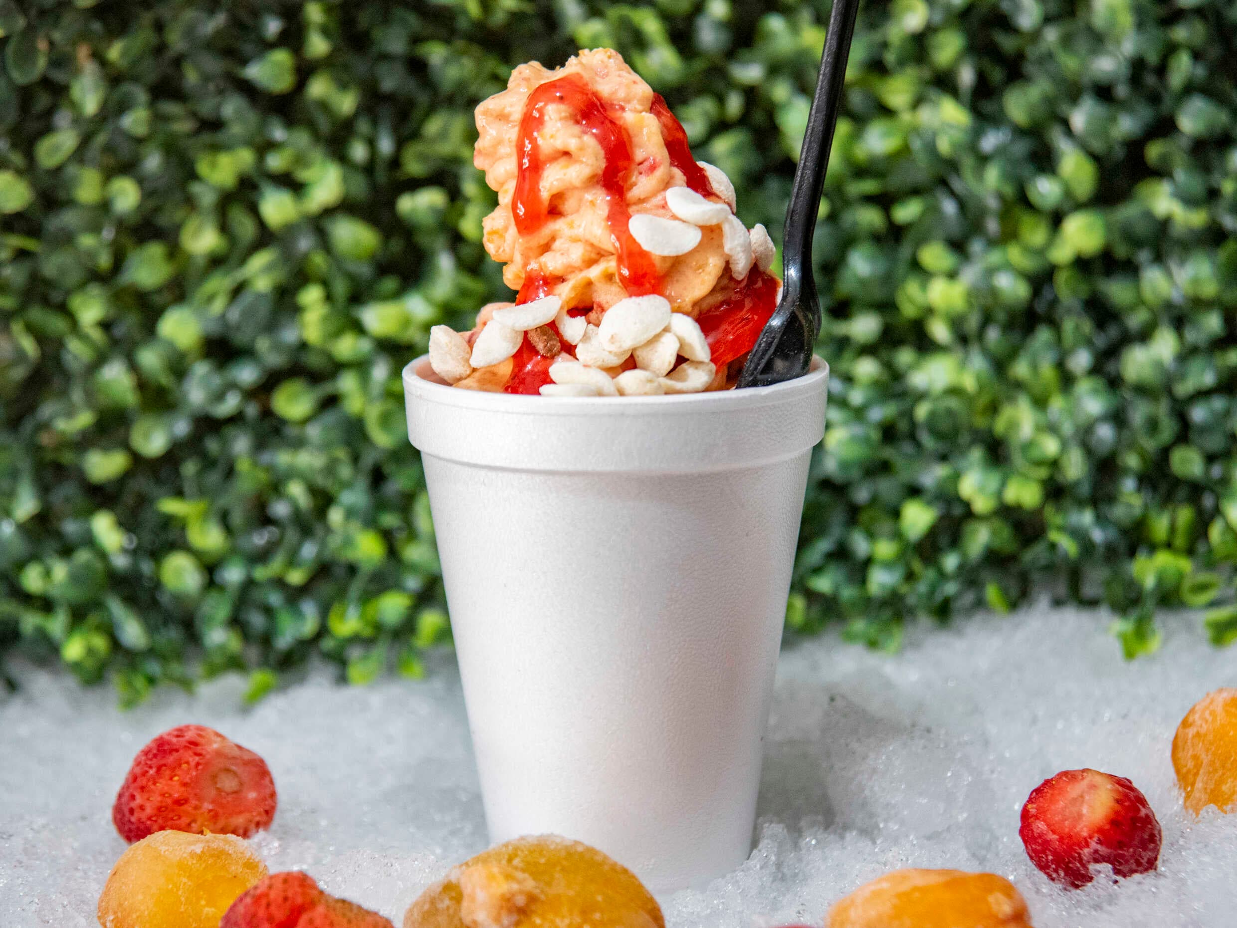 1 Chaska Grande + 1 Frutas Grande