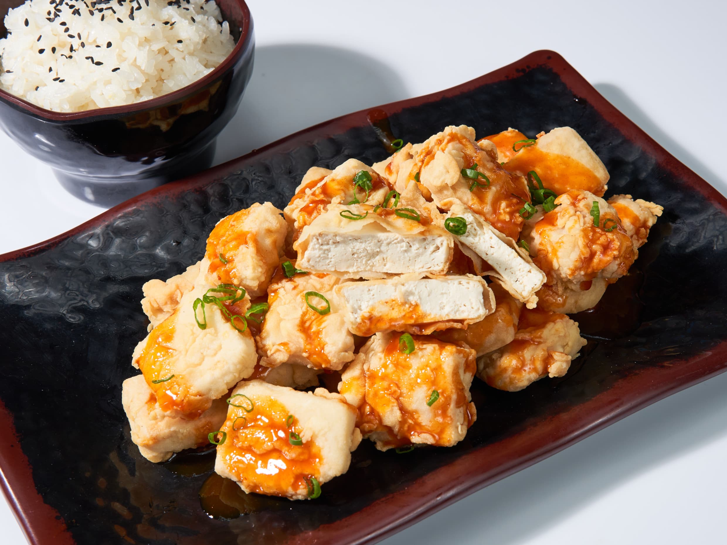 Korean Fried Tofu con Salsa Kimchi