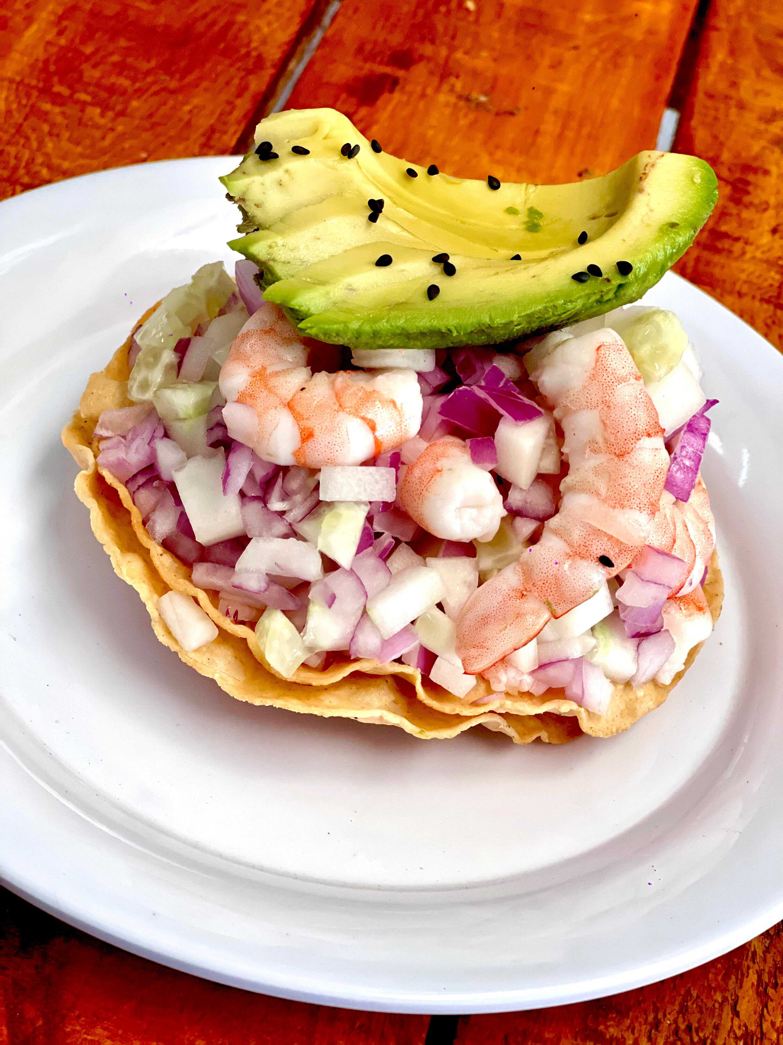 Tostada de Camaron Cocido