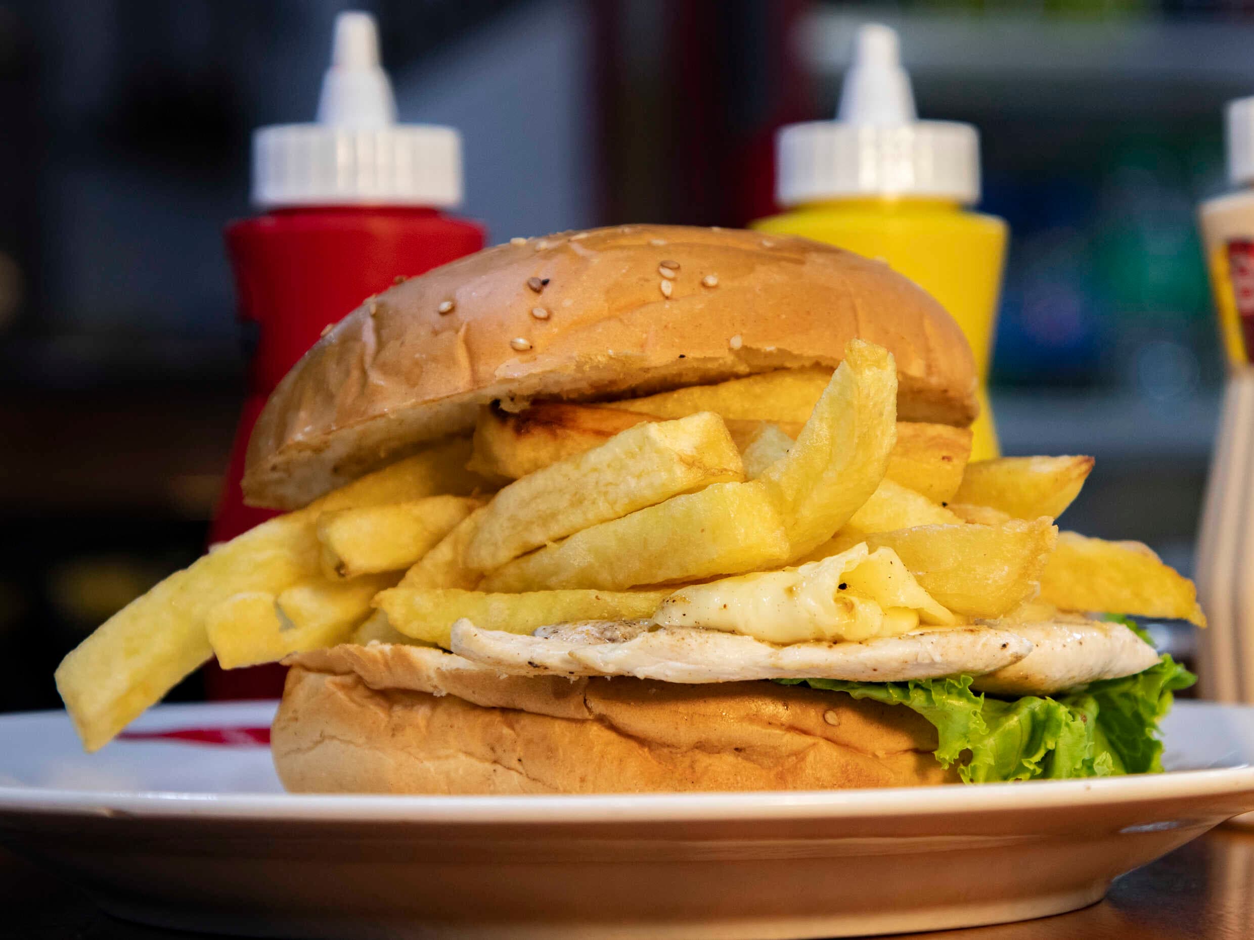 Hamburguesa  filete de pollo