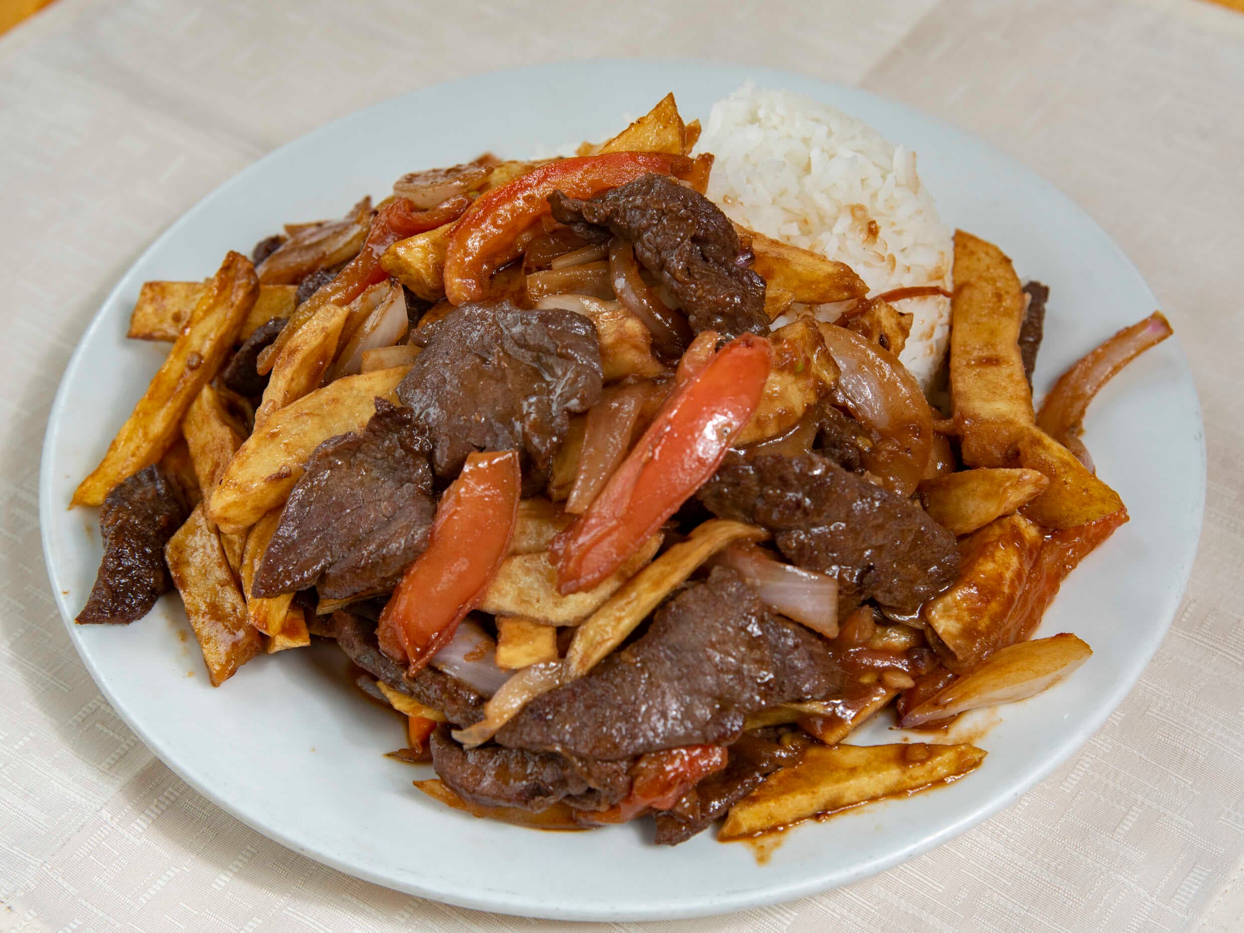 Lomo Saltado
