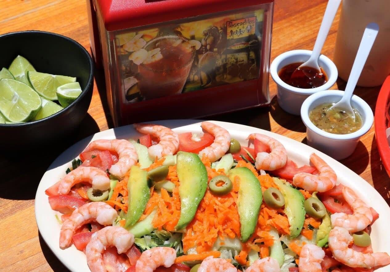 Ensalada Mixta con Camarón