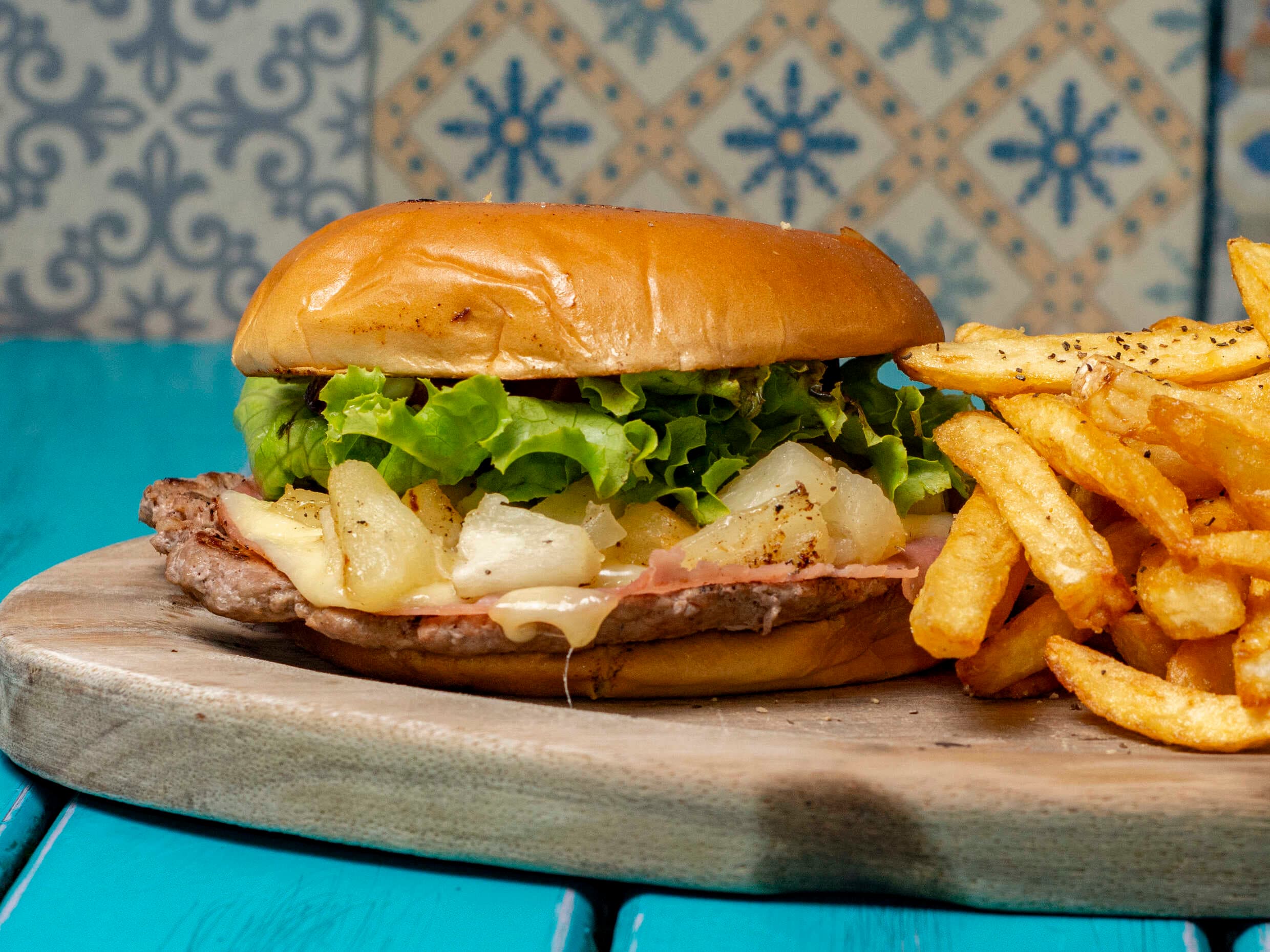 Hamburguesa Hawaiana