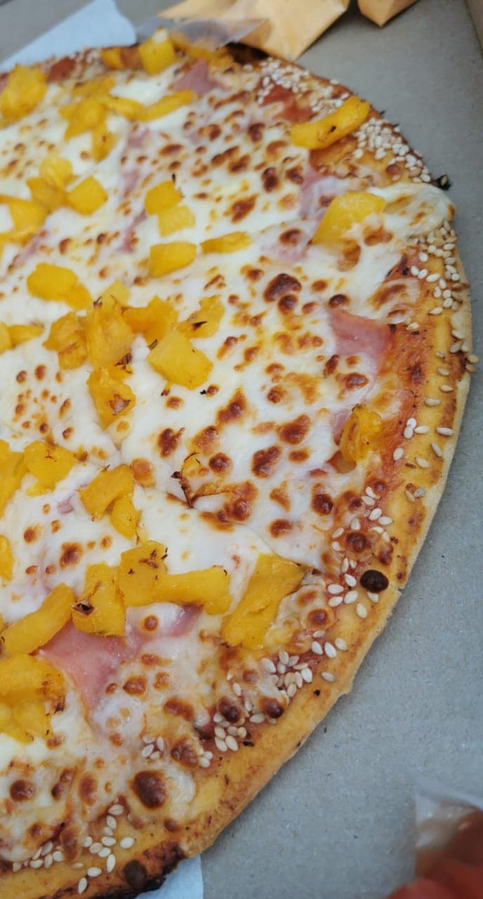 Pizza Hawaiana
