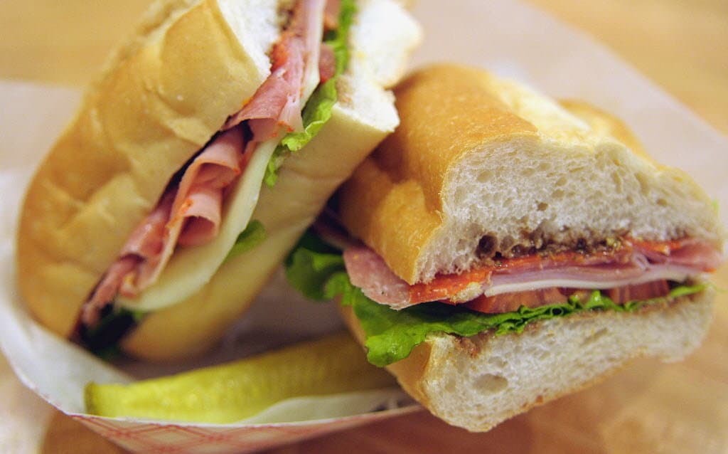 Torta Jamón con Queso + Papitas Fritas