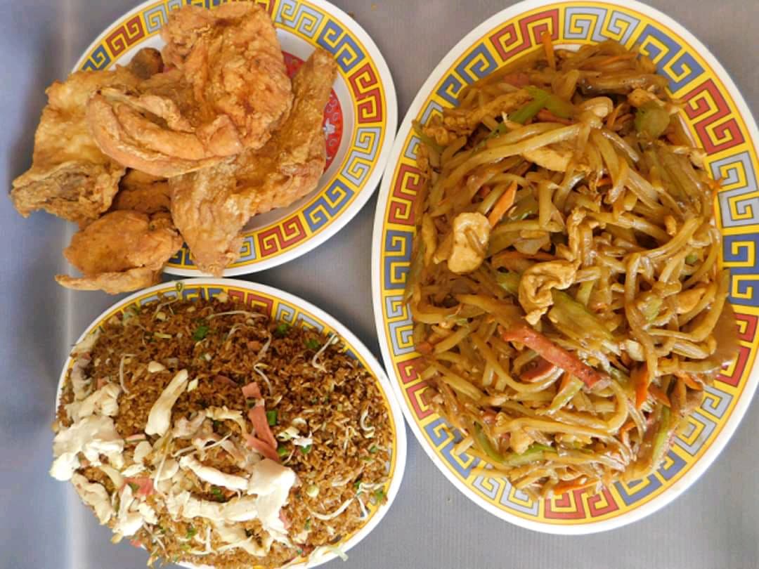 1Caja Grande de Arroz Chino+1 de ChopSuey+ 1 Pollo