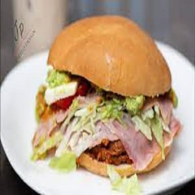 Torta de Pierna de Puerco
