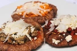 Gordita Negra con Carne Chinameca