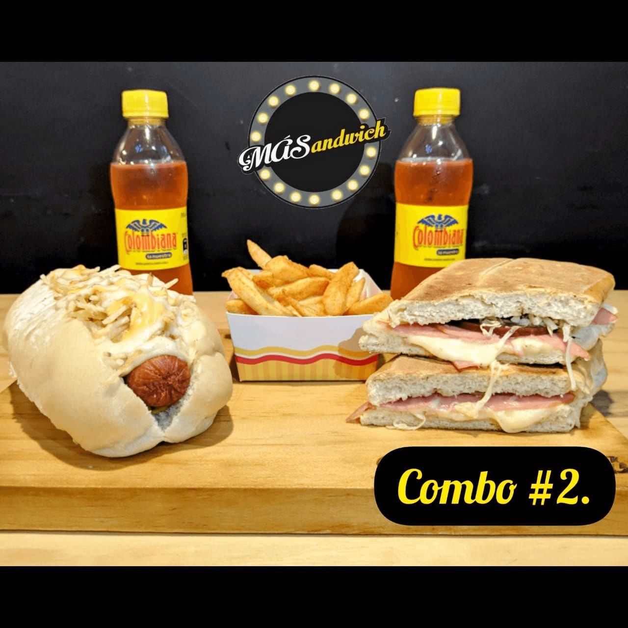 Combo 2: Perro +Sándwich Mixto+ Papas + 2 Gaseosas
