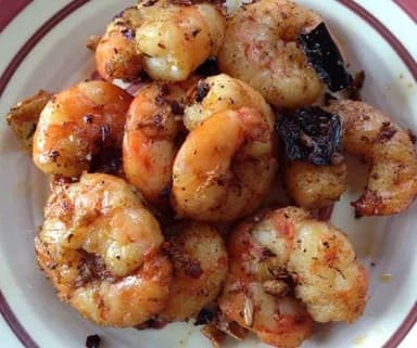 Boca Camarones al Ajillo con Papas