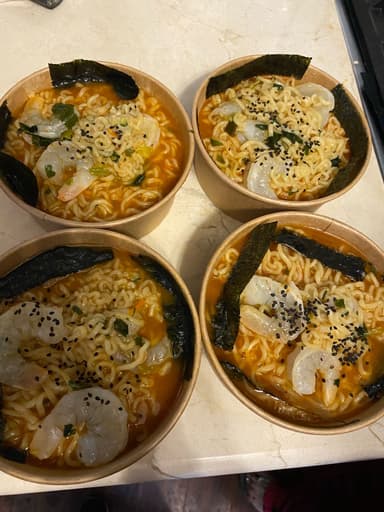 Ramen Coreano con Caldo