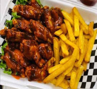 Paquete 14 Alitas + Papas a la Francesa