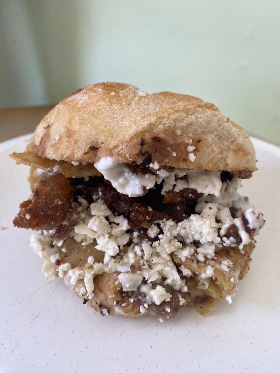 Torta de Chilaquiles