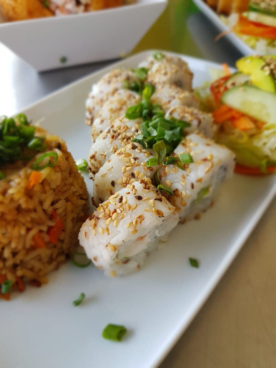 Sushi California, Teppanyak mixto y 1 Aguas de 1 L