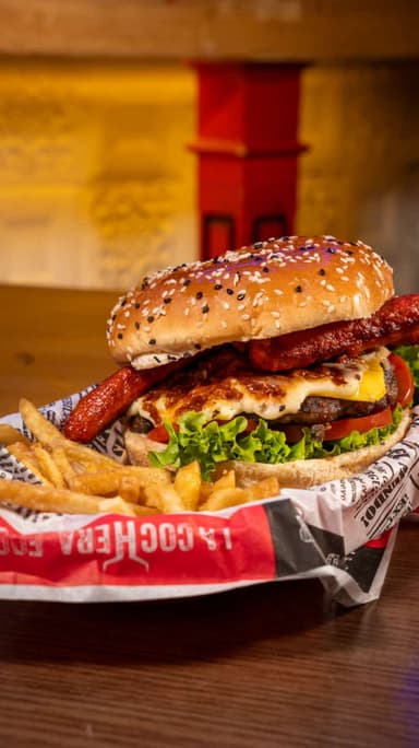 Chistorra burger con papas gratis